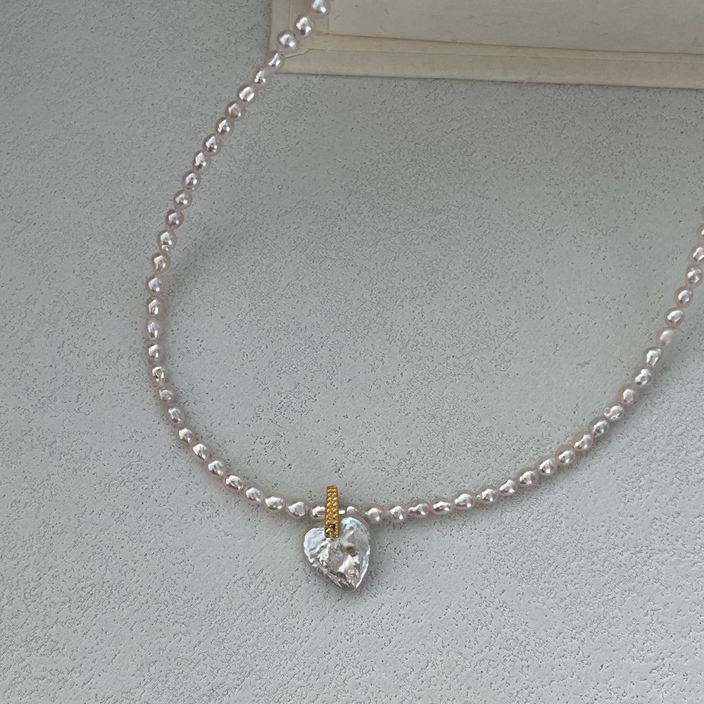 
                      
                        Heart Natural Pearl Necklace
                      
                    