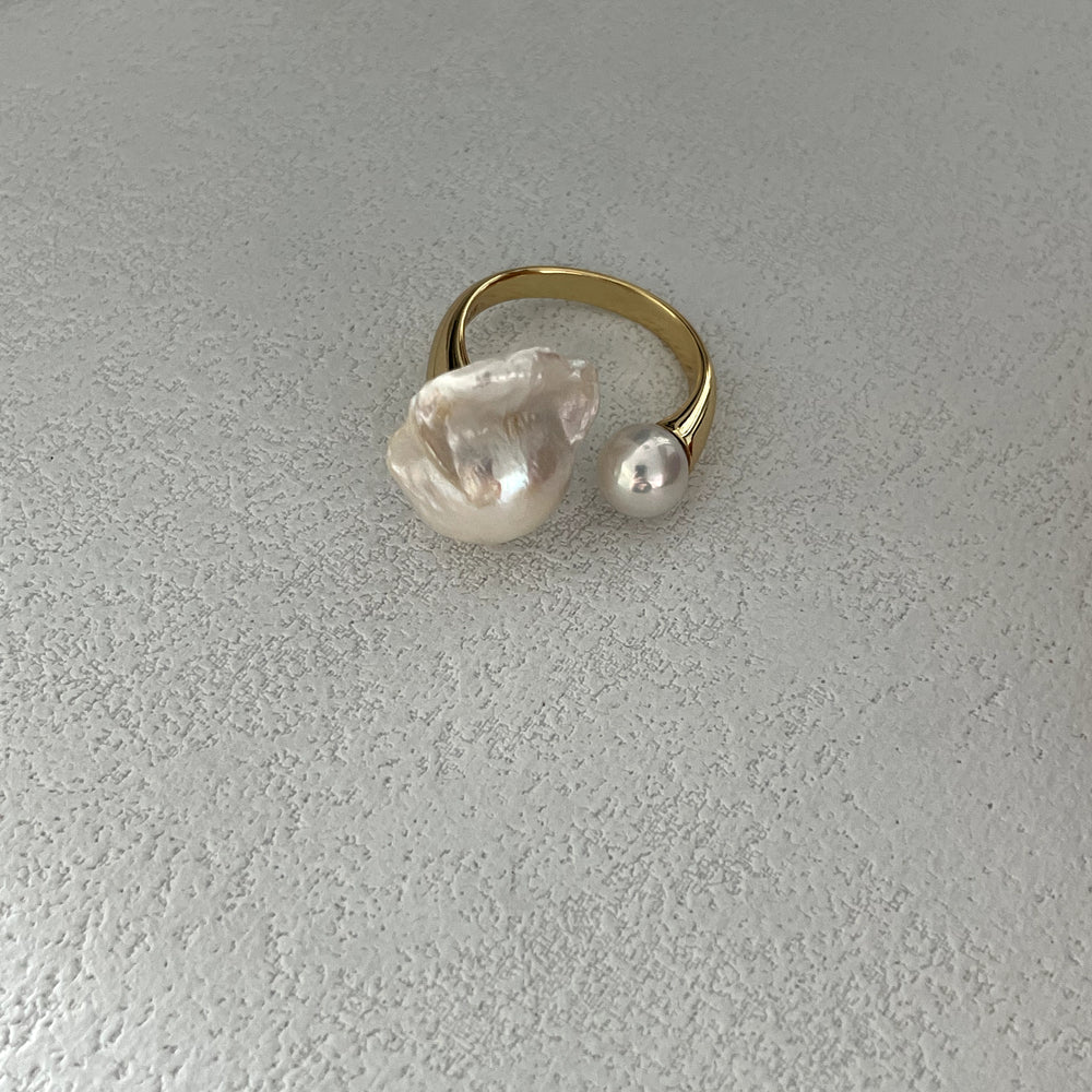 
                      
                        Jellyfish Natural Baroque Pearl Ring
                      
                    