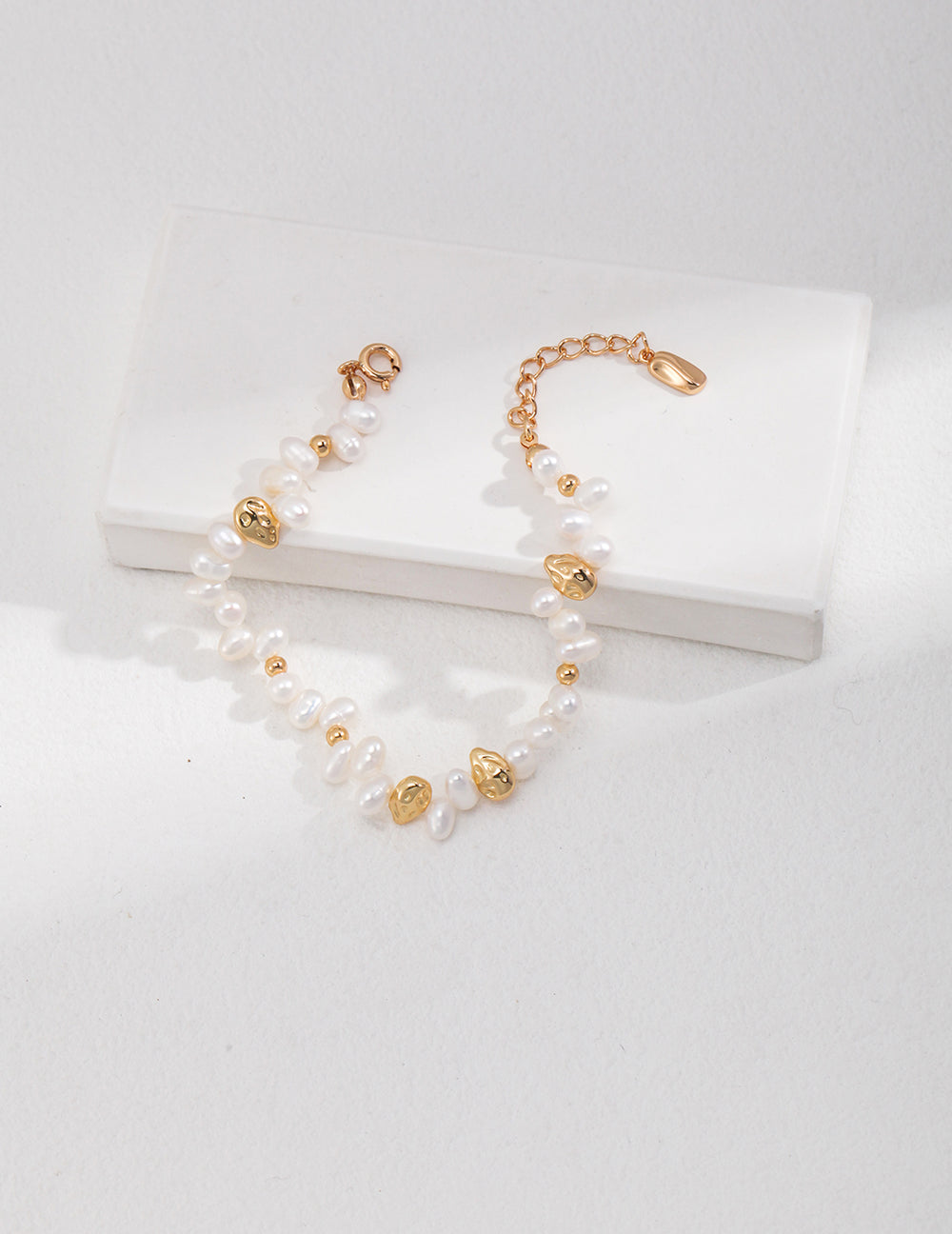 Blossom Natural Pearl Bracelet